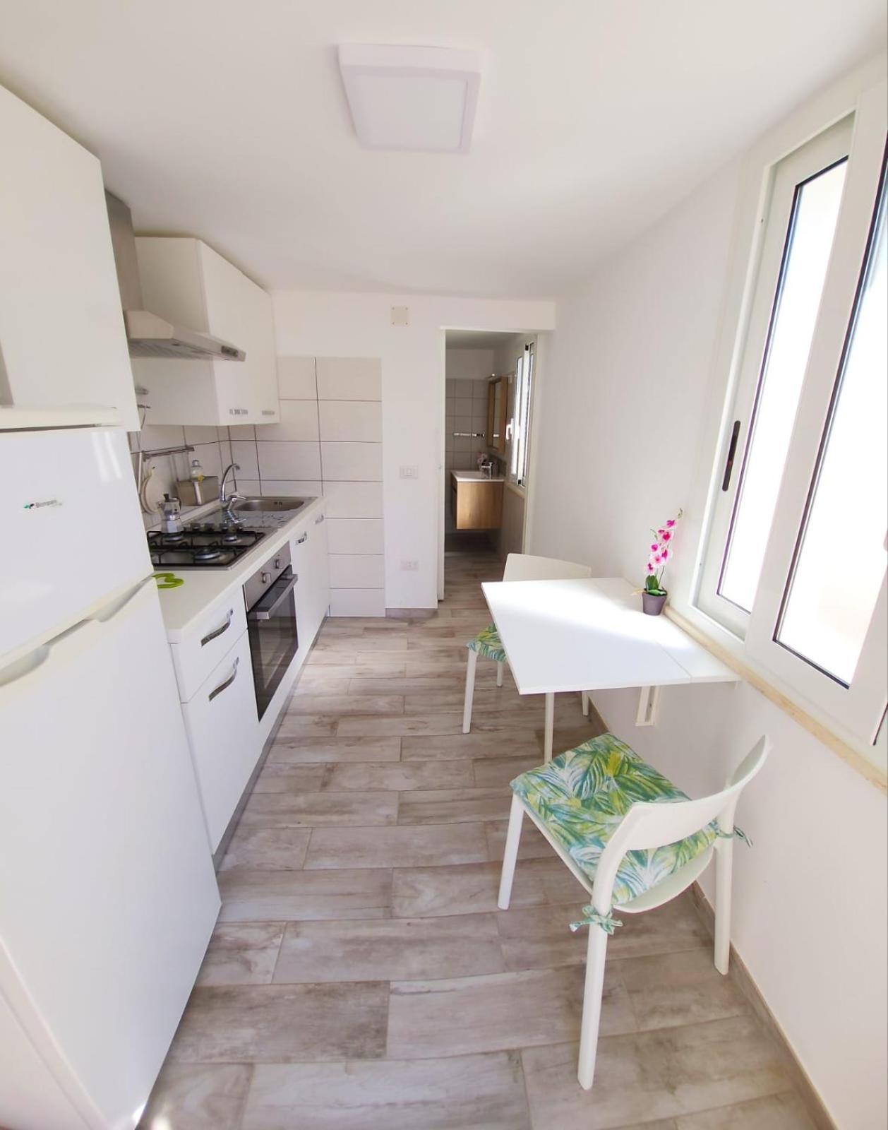 Casa Al Mare Orchidea - Motoparking - Wifi Free - Ac Cala Gonone Bagian luar foto